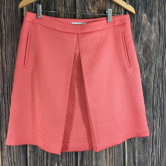 Tahari Dresses & Skirts - Tahari Coral Skirt